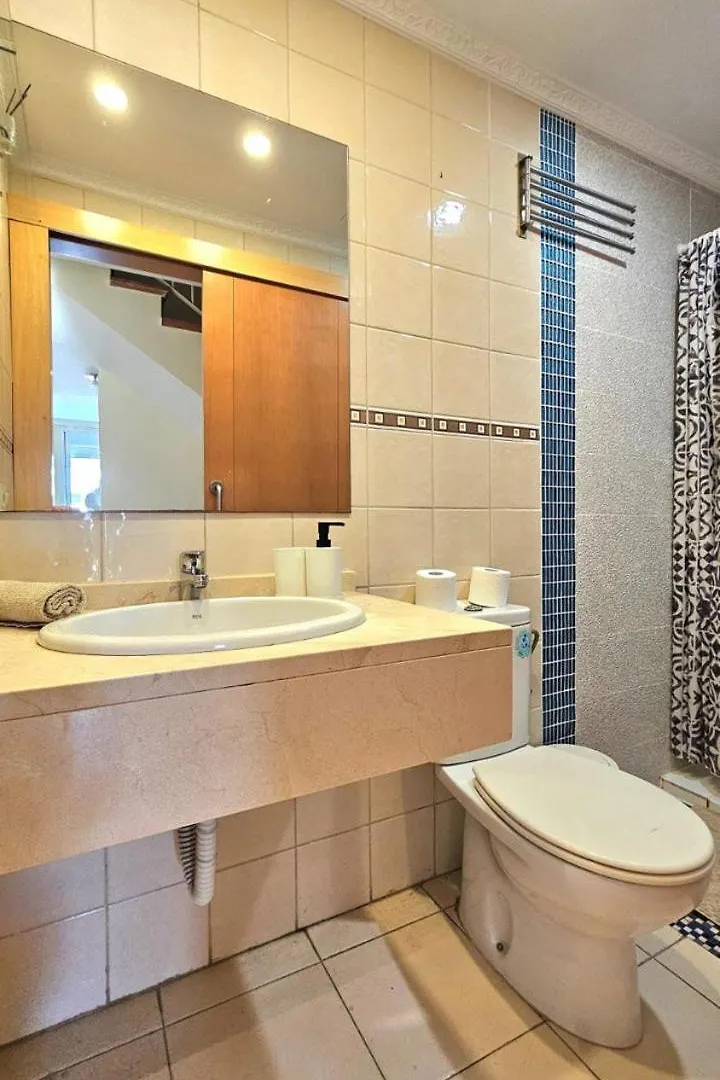 Apartamento Big And Beautiful House Costa Adeje  España